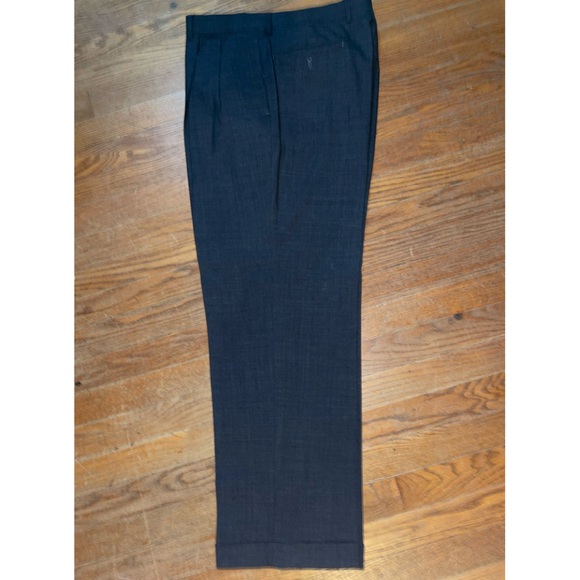 Lauren Ralph Lauren Total Comfort dress pants. Waist 34 length 30. - Picture 4 of 5